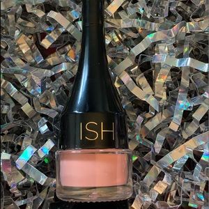 ISH Lip Statement Single Lip Color in Intriguing